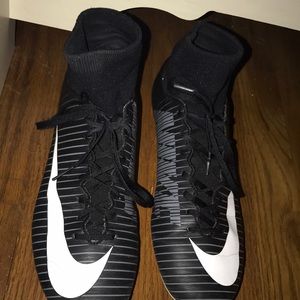 Nike Mercurial outdoor soccer cleats!!